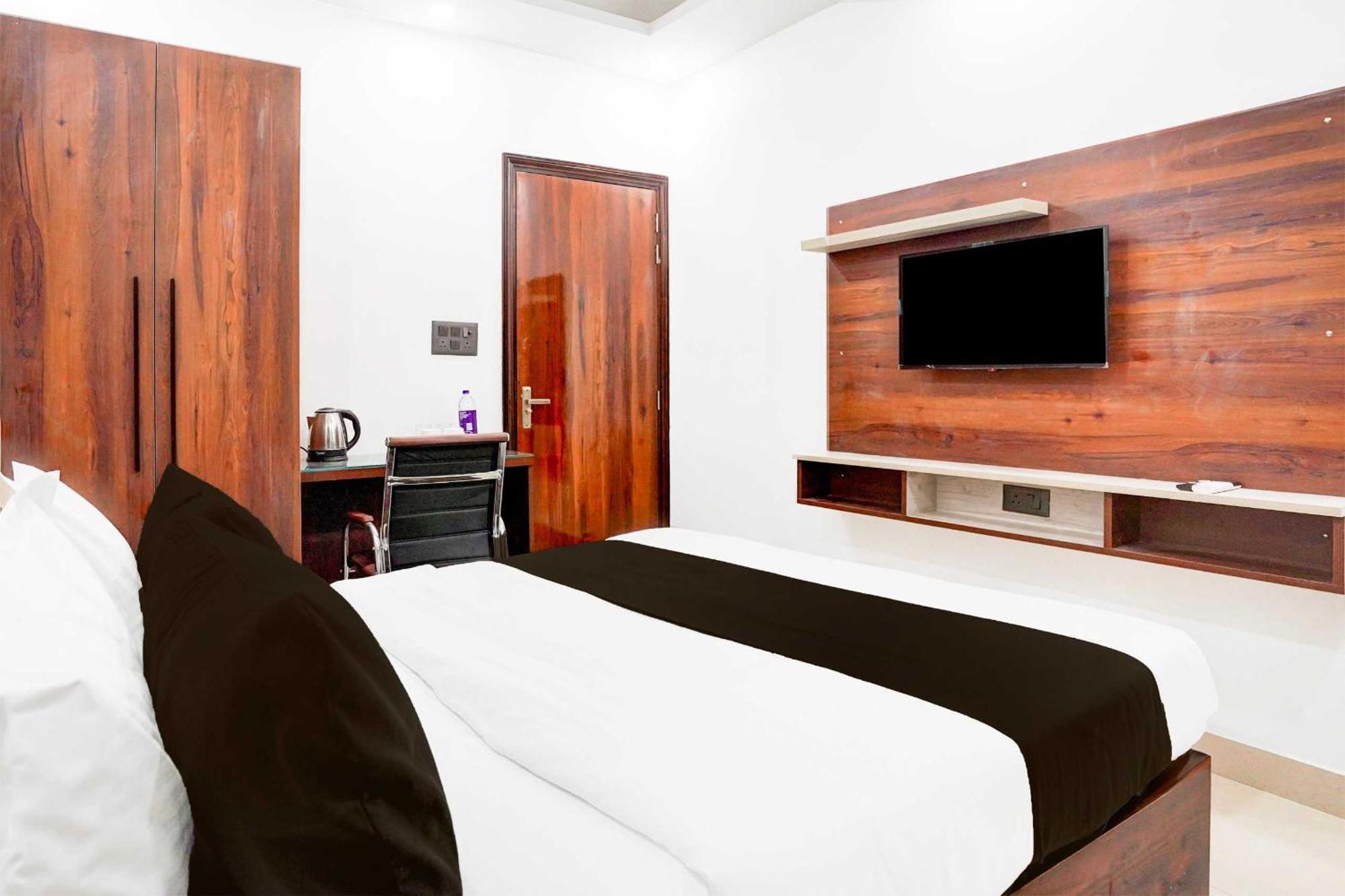 Super Hotel O Global Nové Dillí Exteriér fotografie